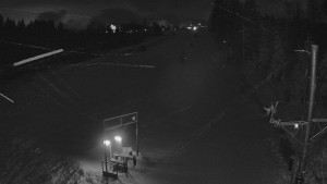 Skiareál Troják - Kamera u nástupu na vlek svah A - 30.12.2025 v 05:00