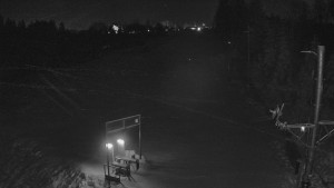 Skiareál Troják - Kamera u nástupu na vlek svah A - 30.12.2025 v 06:00