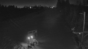 Skiareál Troják - Kamera u nástupu na vlek svah A - 30.12.2025 v 06:15