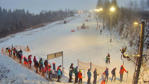 Skiareál Troják - Kamera u nástupu na vlek svah A - 30.12.2025 v 16:00