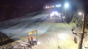 Skiareál Troják - Kamera u nástupu na vlek svah A - 30.12.2025 v 20:55