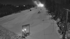 Skiareál Troják - Kamera u nástupu na vlek svah A - 5.1.2026 v 02:25