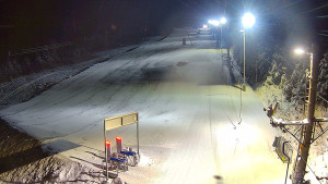 Skiareál Troják - Kamera u nástupu na vlek svah A - 10.1.2026 v 21:55