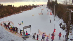 Kamera u nástupu na vlek svah A