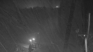 Skiareál Troják - Kamera u nástupu na vlek svah A - 24.1.2026 v 02:15