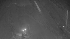 Skiareál Troják - Kamera u nástupu na vlek svah A - 24.1.2026 v 02:35