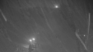 Skiareál Troják - Kamera u nástupu na vlek svah A - 24.1.2026 v 05:35