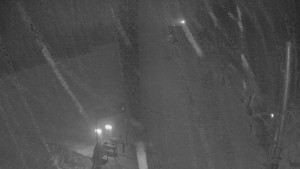 Skiareál Troják - Kamera u nástupu na vlek svah A - 24.1.2026 v 06:40