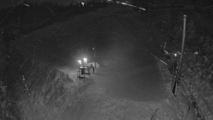 Skiareál Troják - Kamera u nástupu na vlek svah A - 20.2.2026 v 04:25