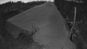 Skiareál Troják - Kamera u nástupu na vlek svah A - 3.3.2026 v 05:30 Skiareál Troják - Kamera u nástupu na vlek svah A - 3.3.2026 v 05:30