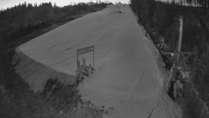 Skiareál Troják - Kamera u nástupu na vlek svah A - 3.3.2026 v 05:35 Skiareál Troják - Kamera u nástupu na vlek svah A - 3.3.2026 v 05:35