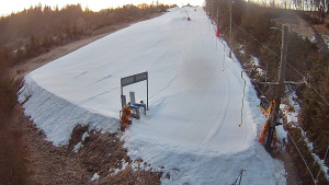 Skiareál Troják - Kamera u nástupu na vlek svah A - 3.3.2026 v 06:00 Skiareál Troják - Kamera u nástupu na vlek svah A - 3.3.2026 v 06:00