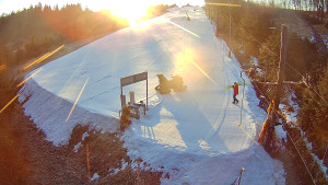 Skiareál Troják - Kamera u nástupu na vlek svah A - 3.3.2026 v 07:30 Skiareál Troják - Kamera u nástupu na vlek svah A - 3.3.2026 v 07:30