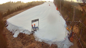 Skiareál Troják - Kamera u nástupu na vlek svah A - 13.3.2026 v 05:55