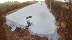 Skiareál Troják - Kamera u nástupu na vlek svah A - 13.3.2026 v 06:00