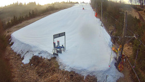 Skiareál Troják - Kamera u nástupu na vlek svah A - 13.3.2026 v 06:40