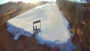 Skiareál Troják - Kamera u nástupu na vlek svah A - 13.3.2026 v 07:30