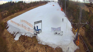 Skiareál Troják - Kamera u nástupu na vlek svah A - 13.3.2026 v 13:05