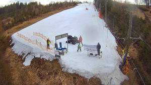 Skiareál Troják - Kamera u nástupu na vlek svah A - 13.3.2026 v 13:20