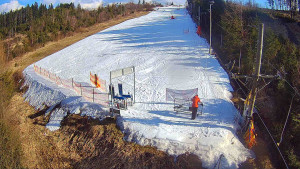 Skiareál Troják - Kamera u nástupu na vlek svah A - 13.3.2026 v 14:50