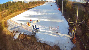 Skiareál Troják - Kamera u nástupu na vlek svah A - 13.3.2026 v 15:50