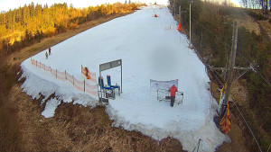 Skiareál Troják - Kamera u nástupu na vlek svah A - 13.3.2026 v 16:50
