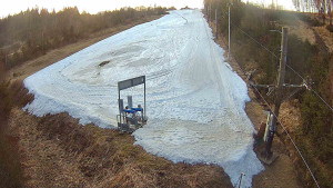 Skiareál Troják - Kamera u nástupu na vlek svah A - 19.3.2026 v 06:35