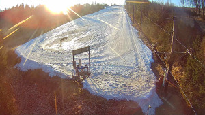 Skiareál Troják - Kamera u nástupu na vlek svah A - 19.3.2026 v 07:05