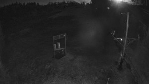 Skiareál Troják - Kamera u nástupu na vlek svah A - 5.4.2026 v 00:30