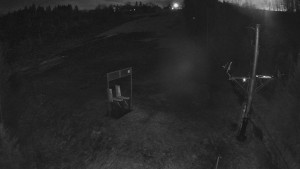 Skiareál Troják - Kamera u nástupu na vlek svah A - 5.4.2026 v 01:15