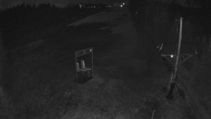 Skiareál Troják - Kamera u nástupu na vlek svah A - 5.4.2026 v 02:35