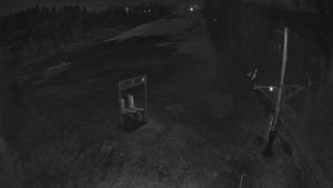 Skiareál Troják - Kamera u nástupu na vlek svah A - 5.4.2026 v 02:50