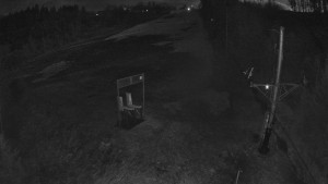 Skiareál Troják - Kamera u nástupu na vlek svah A - 5.4.2026 v 03:00