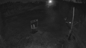 Skiareál Troják - Kamera u nástupu na vlek svah A - 5.4.2026 v 03:50
