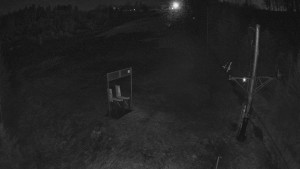 Skiareál Troják - Kamera u nástupu na vlek svah A - 5.4.2026 v 04:20