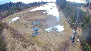 Skiareál Troják - Kamera u nástupu na vlek svah A - 5.4.2026 v 10:35