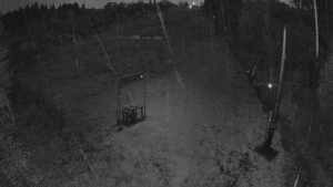 Skiareál Troják - Kamera u nástupu na vlek svah A - 12.5.2026 v 04:20 Skiareál Troják - Kamera u nástupu na vlek svah A - 12.5.2026 v 04:20