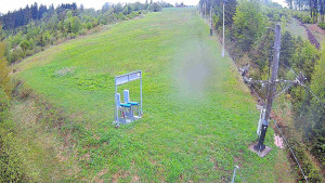 Skiareál Troják - Kamera u nástupu na vlek svah A - 12.5.2026 v 10:30 Skiareál Troják - Kamera u nástupu na vlek svah A - 12.5.2026 v 10:30