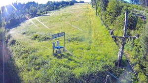 Skiareál Troják - Kamera u nástupu na vlek svah A - 12.6.2026 v 06:55