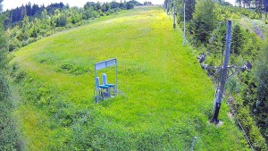 Skiareál Troják - Kamera u nástupu na vlek svah A - 12.6.2026 v 10:55