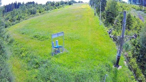Skiareál Troják - Kamera u nástupu na vlek svah A - 12.6.2026 v 11:45 Skiareál Troják - Kamera u nástupu na vlek svah A - 12.6.2026 v 11:45