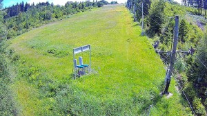 Skiareál Troják - Kamera u nástupu na vlek svah A - 12.6.2026 v 12:55 Skiareál Troják - Kamera u nástupu na vlek svah A - 12.6.2026 v 12:55