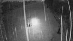 Skiareál Troják - Kamera u nástupu na vlek svah A - 13.6.2026 v 03:55