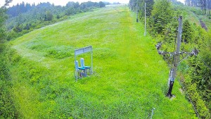 Skiareál Troják - Kamera u nástupu na vlek svah A - 13.6.2026 v 04:55