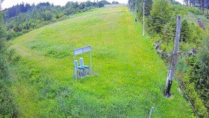 Skiareál Troják - Kamera u nástupu na vlek svah A - 13.6.2026 v 09:05 Skiareál Troják - Kamera u nástupu na vlek svah A - 13.6.2026 v 09:05