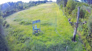 Skiareál Troják - Kamera u nástupu na vlek svah A - 16.6.2026 v 06:55 Skiareál Troják - Kamera u nástupu na vlek svah A - 16.6.2026 v 06:55