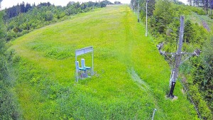 Skigebiet Troják - Kamera am Lift-Einstiegsbereich, Piste A - 16.6.2026 v 18:55 Skigebiet Troják - Kamera am Lift-Einstiegsbereich, Piste A - 16.6.2026 v 18:55
