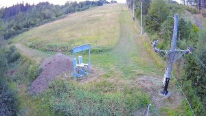 Skiareál Troják - Kamera u nástupu na vlek svah A - 31.7.2026 v 04:55 Skiareál Troják - Kamera u nástupu na vlek svah A - 31.7.2026 v 04:55