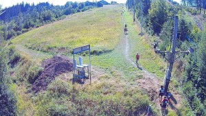 Ośrodek narciarski Troják - Kamera przy wejściu na wyciąg stok A - 8.8.2026 v 09:55 Ośrodek narciarski Troják - Kamera przy wejściu na wyciąg stok A - 8.8.2026 v 09:55