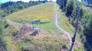 Ośrodek narciarski Troják - Kamera przy wejściu na wyciąg stok A - 8.8.2026 v 11:55 Ośrodek narciarski Troják - Kamera przy wejściu na wyciąg stok A - 8.8.2026 v 11:55